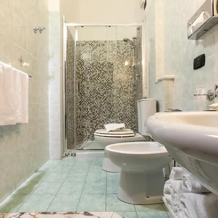 Sant'elia Hotel 3*